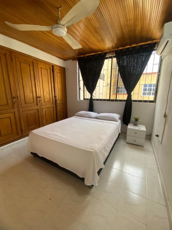 Habitaciones Cerca Al Aeropuerto 2 Cartagena Luaran gambar